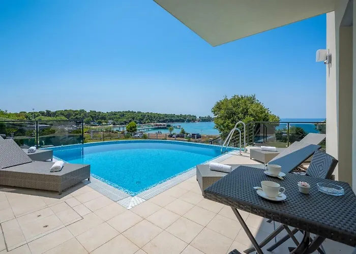 Villa Cedar