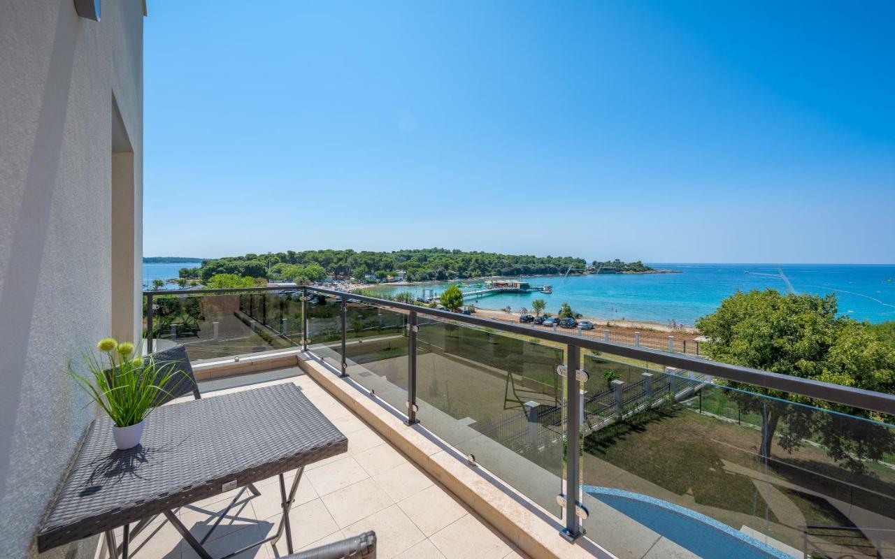 Cedar Villa