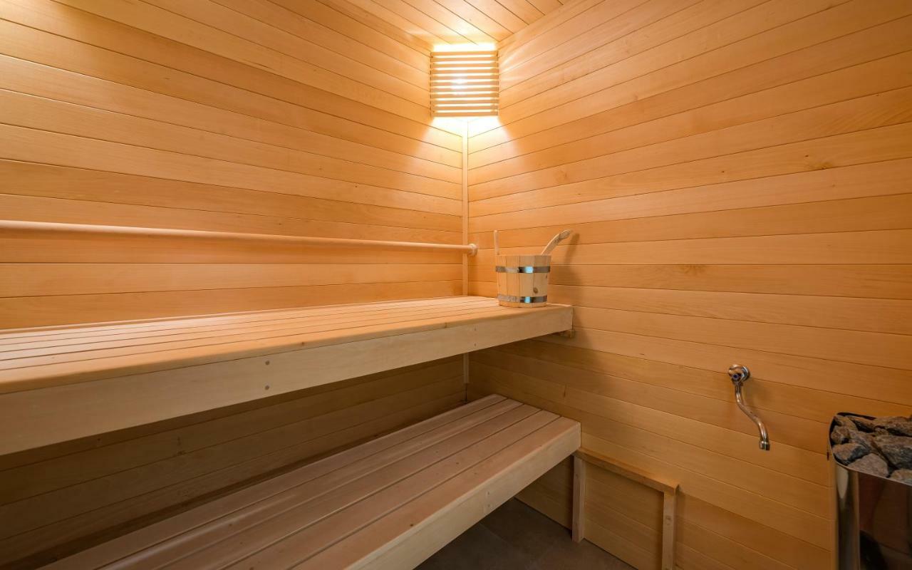Cedar * Pula